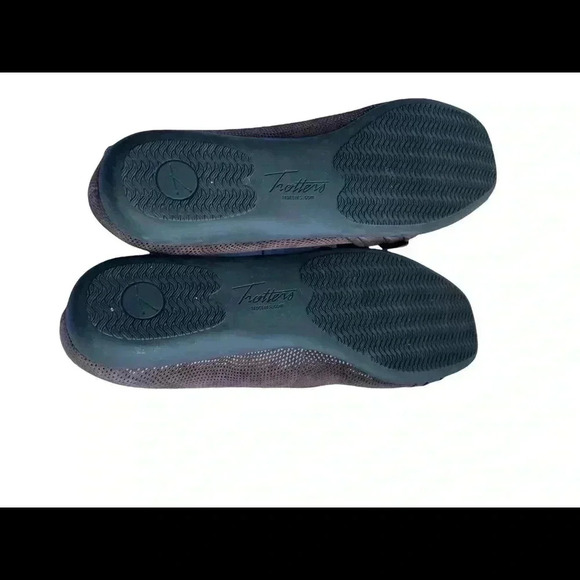 Trotters Brown flats!! Size 11M!! Brand New No Box!! Great Work Shoes!! - Picture 5 of 7